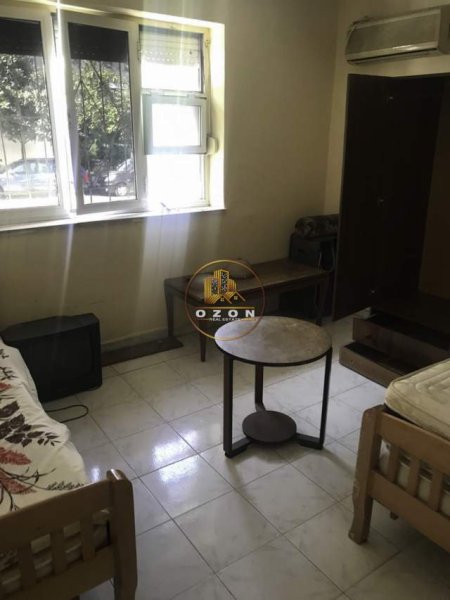 Tirane, shitet apartament 1+1 Kati 1, 75 m² 90.000 Euro (Rruga " Ferit Xhajko'')