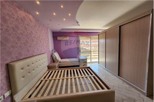 Tirane, shitet apartament 2+1+BLK Kati 8, 123 m² 160.000 Euro (Globi - Delijorgji - Rruga e Kavajës - Globe, Shqi)