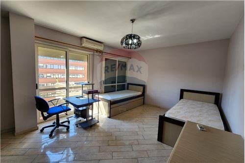 Tirane, shitet apartament 2+1+BLK Kati 8, 123 m² 160.000 Euro (Globi - Delijorgji - Rruga e Kavajës - Globe, Shqi)