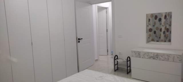 Tirane, jap me qera apartament 1+1+BLK Kati 4, 56 m² 40.000 leke (Spitali Amerikan 2, rr.Selaudin Zorba)