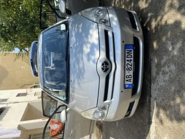 Tirane, shes Toyota Viti 2006, 5000 Euro