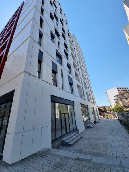 Tirane, jepet me qera ambjent biznesi Kati 0, 94 m² 1.500 Euro (Rruga e Dibrës - Farmacia 10, Shqipëri)