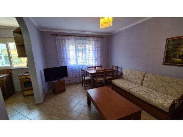 Tirane, shes apartament 1+1 Kati 3, 59 m² 48.000 Euro (kombinat)