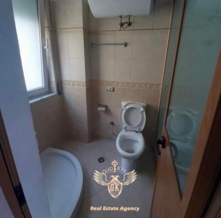 Durres, jepet me qera apartament 3+1+A+BLK Kati 4, 140 m² 550 Euro (CURRILA)