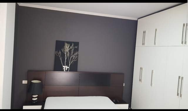 Tirane, jepet me qera apartament 3+1+BLK Kati 4, 120 m² 600 Euro (hamdi sina)