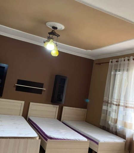 Tirane, jepet me qera apartament 1+1 Kati 1, 50 m² 35.000 Leke