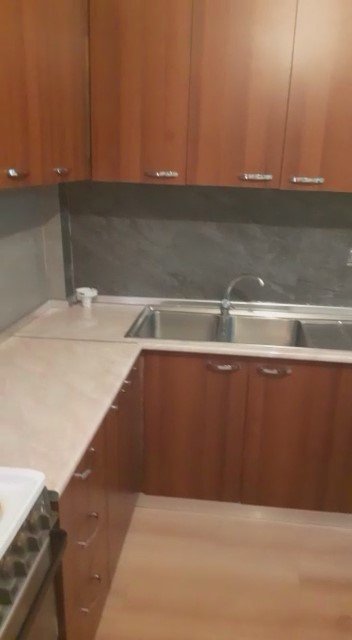 Tirane, jepet me qera apartament 1+1 Kati 2, 38 m² 27.000 Leke (rruga ali demi)