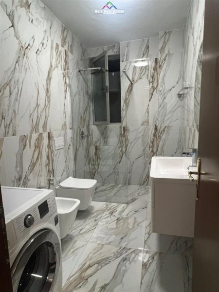 Apartament Me Qera 2+1 Ne Fresk (ID B220793) Tirane