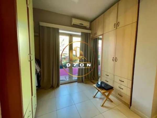 Apartament 3+1 me Qira, i Përshtatshëm për Biznes tek 21 Dhjetori!