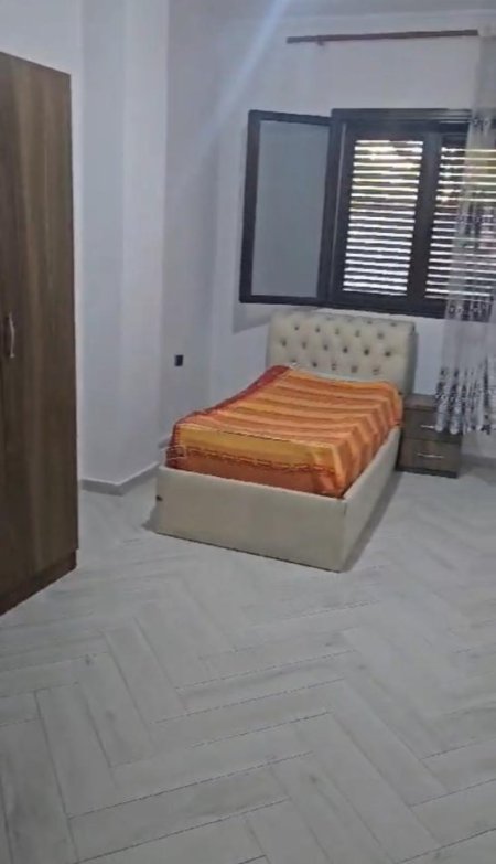 Apartament 2+1 me qera - Laprake