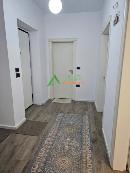 Vasil Shanto ofrojme per shitje apartament 2+1