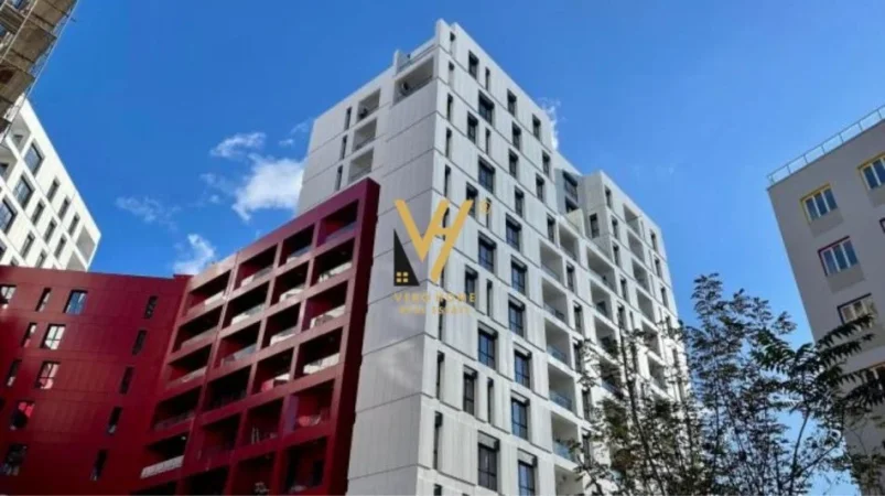 JEPET DYQAN 60 M2 ME QERA TEK FARMACIA 10 , 1.100 EURO