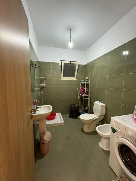 Apartament 2+1 me Qera, Astir