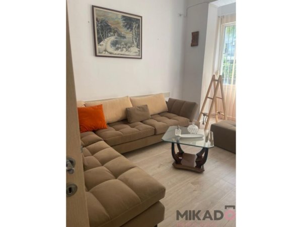 Jepet me Qira Apartament 2+1 tek Stadiumi Dinamo!