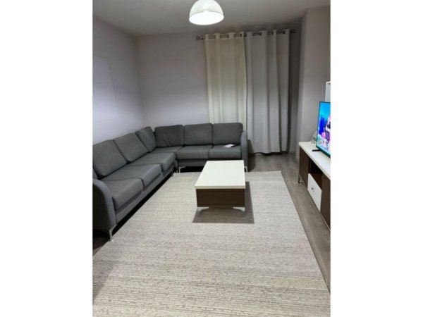 apartament me qira