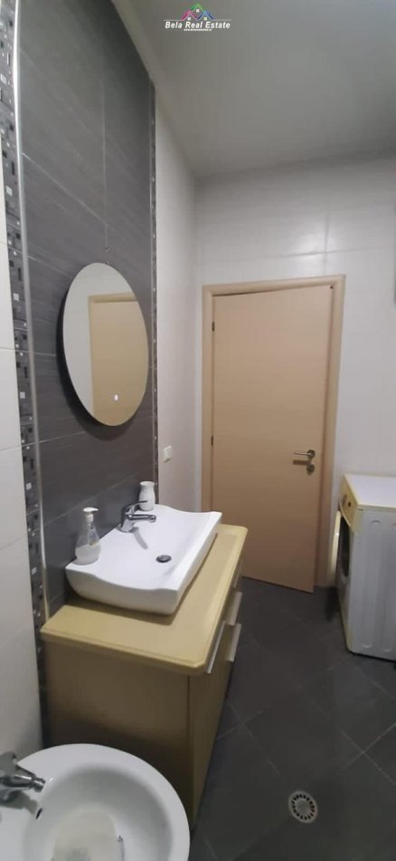 Apartament Me Qera 1+1 Tek Amerikan 3 (ID B210650) Tirane