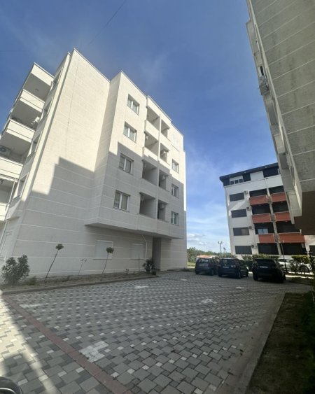 Shesim apartament 1+1 te Gjiri i Lalzit