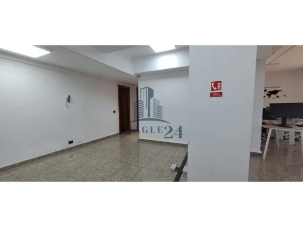 Jepet zyre me qera ne Qender te Tiranes !