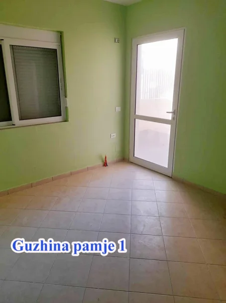 Sarande, shes shtepi 3+1, Kati 2-te, 215 m2 170,000 €