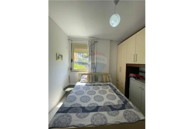 Tirane, jepet me qera 1+1, Kati 1, 70 m2 430 € (KOPSHTI ZOOLOGJIK)