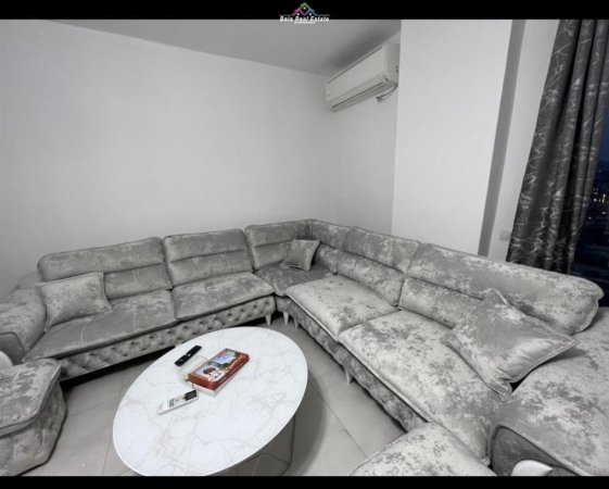 Tirane, jepet me qera apartament 2+1, Kati 7, 112 m2 400 € (kamez)