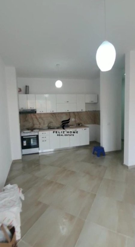 Tirane, shitet apartament 1+1, Kati 1, 73 m2 114,080 € (RRUGA KONGRESI MANASTIRIT)