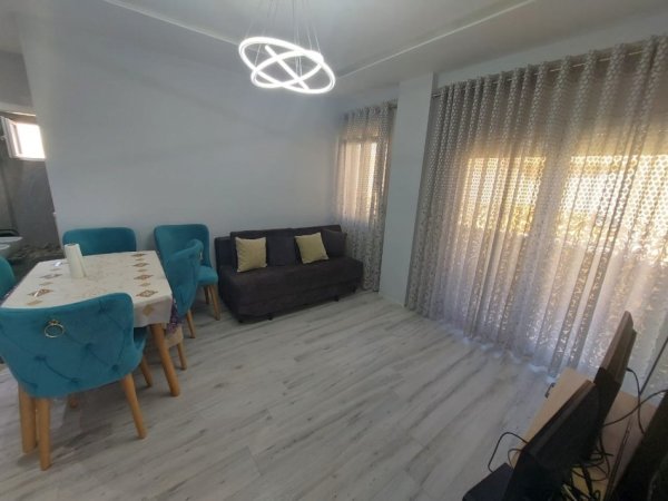 Durres, shitet apartament 2+1+Ballkon, Kati 3 banim, 78 m2 100,000 € (PLAZHI GOLEMIT)