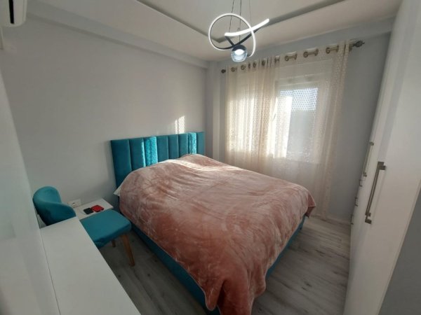 Durres, shitet apartament 2+1+Ballkon, Kati 3 banim, 78 m2 100,000 € (PLAZHI GOLEMIT)