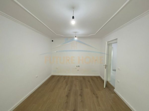 Tirane, shitet apartament 2+1, , 168,000 € (Bulevardi Bajram Curi)