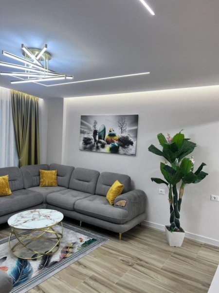 Rr e Dibres, jepet me qera 1+1, Kati 5, 60 m2 700 €