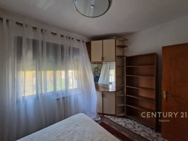 Tirane, jepet me qera apartament 2+1, Kati 2, 79 m2 500 € (Brryli Neom92491)