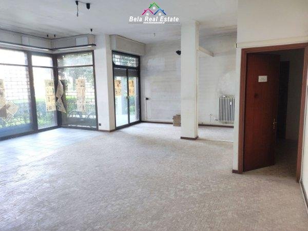 Tirane, jepet me qera zyre , Kati 2, 100 m2 500 € (sauk)