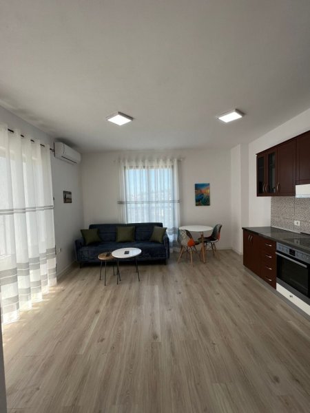 Tirane, jap me qera 1+1, Kati 5, 65 m2 400 € Astir