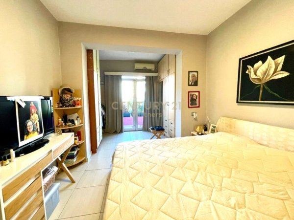 Tirane, jepet me qera apartament 3+1, Kati 2, 80 m2 1,000 € (21 dhjetori)