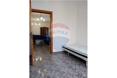 Tirane, jepet me qera apartament 2+1, Kati 4, 80 m2 450 € (Pazari i Ri, Shqipëri)