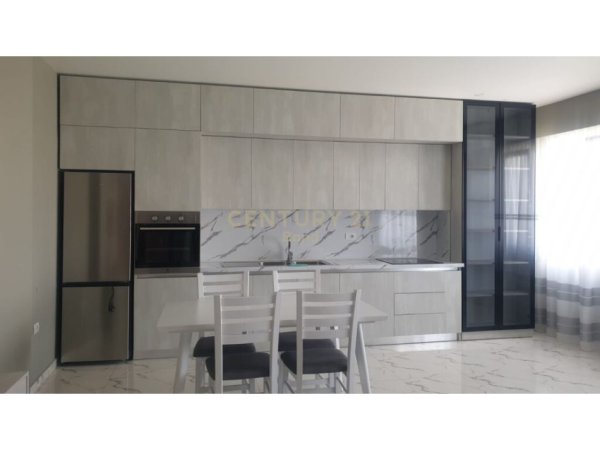 Tirane, jepet me qera apartament , Kati 1, 75 m2 400 € (fresku)