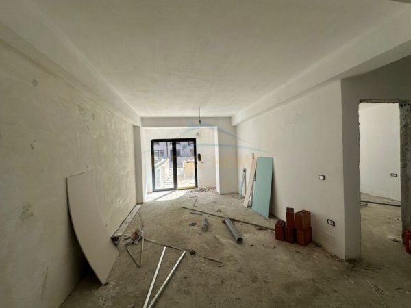 Tirane, shitet Apartament 1+1 PRM40633  , 72 m2 117,500 € (KODRA E DIELLIT)