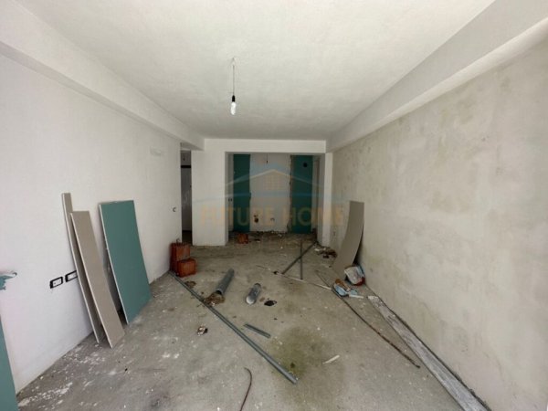 Tirane, shitet Apartament 1+1 PRM40633  , 72 m2 117,500 € (KODRA E DIELLIT)