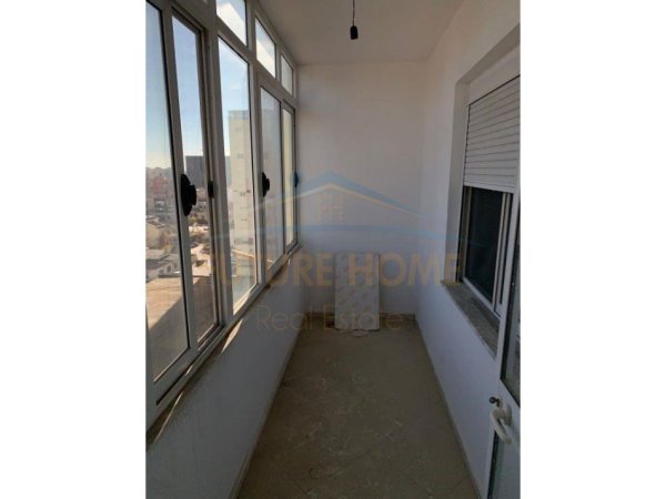 Durres, shitet apartament 1+1+Ballkon, , 70 m2 58,000 € (Hysen Kertusha)