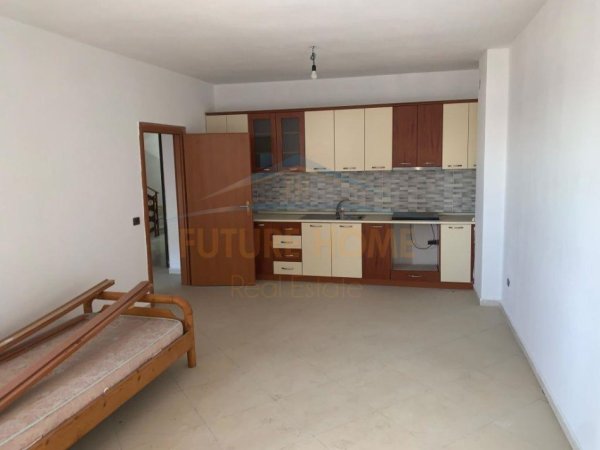 Durres, shitet apartament 1+1+Ballkon, , 70 m2 58,000 € (Hysen Kertusha)