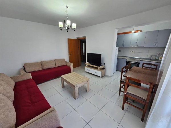 Tirane, jepet me qera apartament 3+1+Aneks+Ballkon, Kati 4, 90 m2 600 € (Rruga Bardhyl , prane ish rozafes)