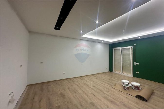 Tirane, shitet apartament 2+1, Kati 1, 97 m2 97,000 € (Rruga e Dajtit - Rruga e Dajtit - Fresku, Shqipëri)