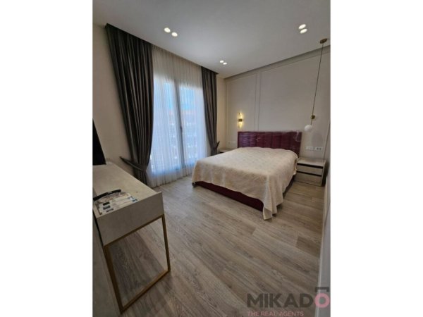 Tirane, jepet me qera apartament 2+1, Kati 8, 116 m2 1,500 € 