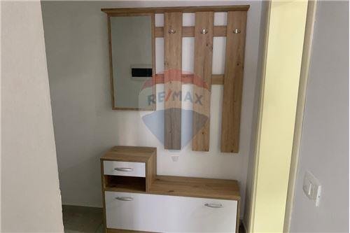 Tirane, jepet me qera apartament 1+1, , 62 m2 350 € (ALI RIZA KOLONJA - Fusha e Aviacionit, Shqipëri)