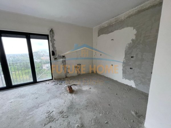 Tirane, shitet apartament 3+1, Kati 2, 162 m2 220,000 € (KODRA E DIELLIT)