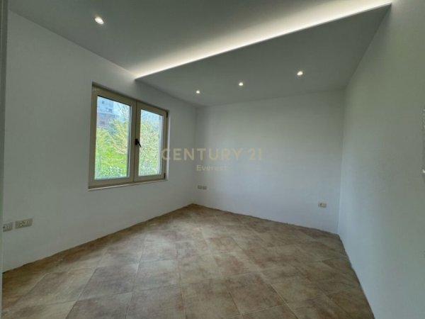 Tirane, shitet apartament 2+1, Kati 3, 90 m2 140,000 € (Kodra e Diellit)