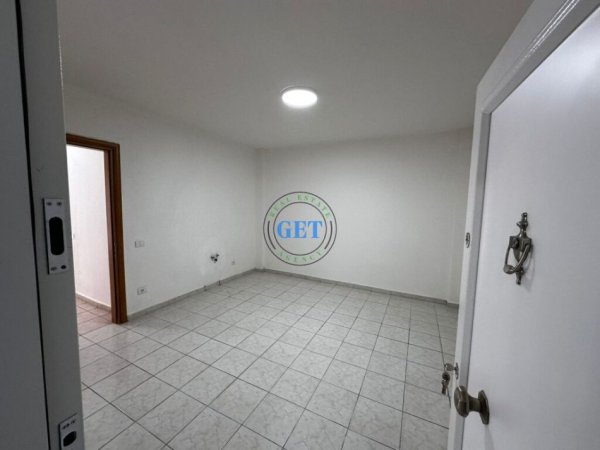 Durres, shitet garsonier 1+1, Kati 5, 50 m2 51,000 € (Plazh,Iliria)