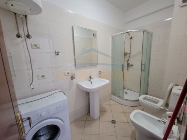 Tirane, shitet apartament 1+1+Ballkon, Kati 7, 60 m2 80,000 € (Bulevardi Migjeni)