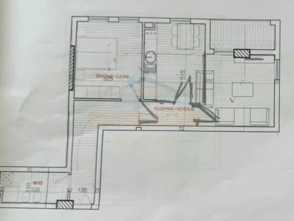 Tirane, shitet apartament 2+1+Ballkon, Kati 4, 79 m2 118500 € (Rruga xhanfize keko)