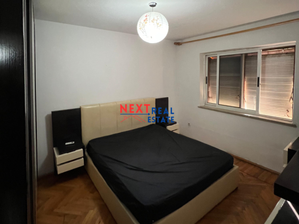 Tirane, jepet me qera apartament 1+1, , 350 € (Mbas Universitetit UET, Oxhaku)